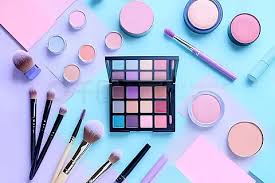 悟空体育 朵拉朵尚美妆用品套盒
